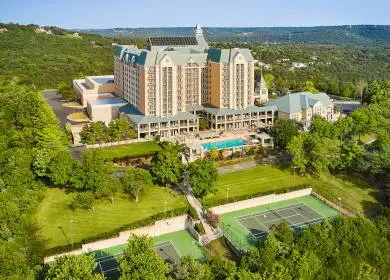 chateau-on-the-lake